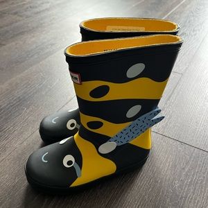 New without tags unisex wasp Hunter kids rainboots